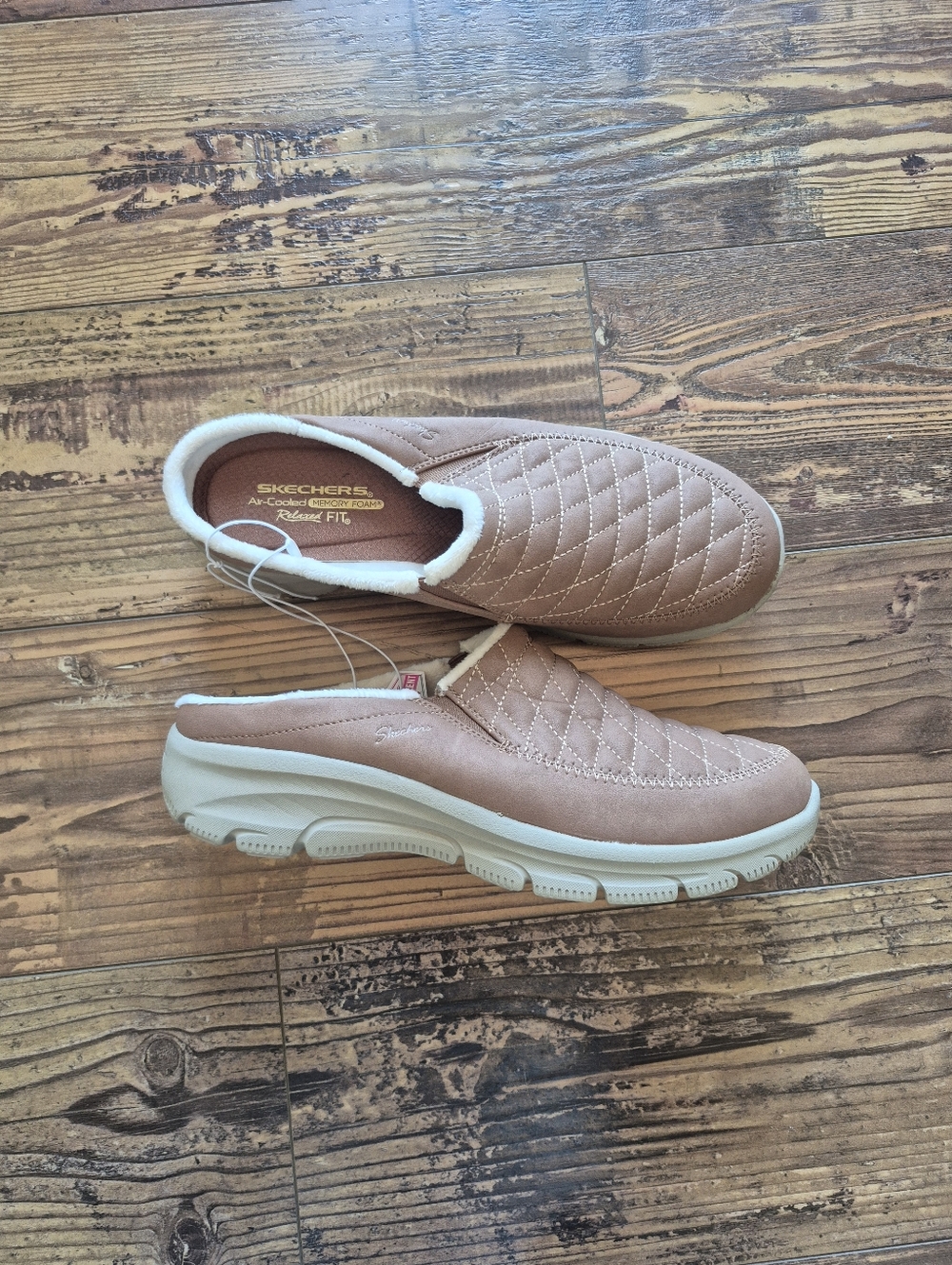 Sketchers Easy Going Road Trip Slip On Clogs Size 10